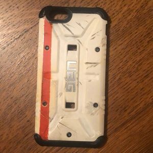 Hand Distressed UAG iPhone 6 Case